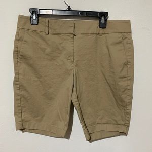 ANN TAYLOR Khaki THE BOARDWALK SHORTS MID RISE BERMUDA Women SIZE 12P